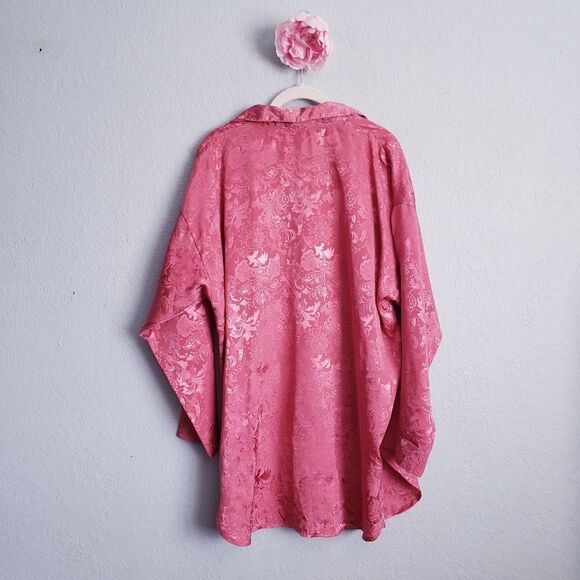 VINTAGE Gold Label Victoria's Secret Pink Satin Buttondown Sleep Shirt - Picture 6 of 6